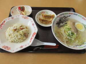 4月誕生会食1